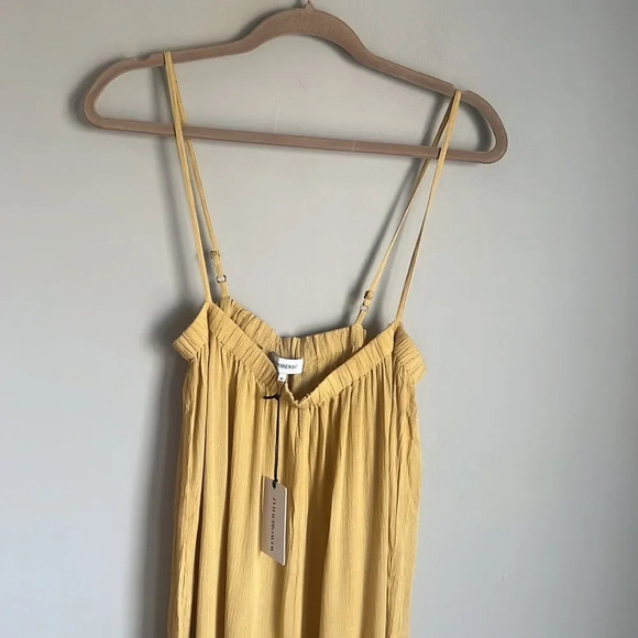 NEW we wore what wide leg pull on jumpsuit - Picture 5 of 13